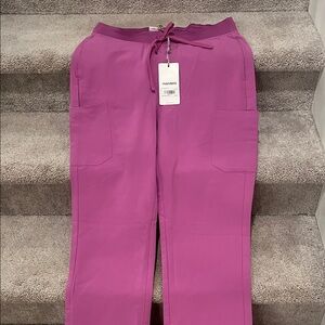 Mandarina Women's Vibrant Purple Joggers